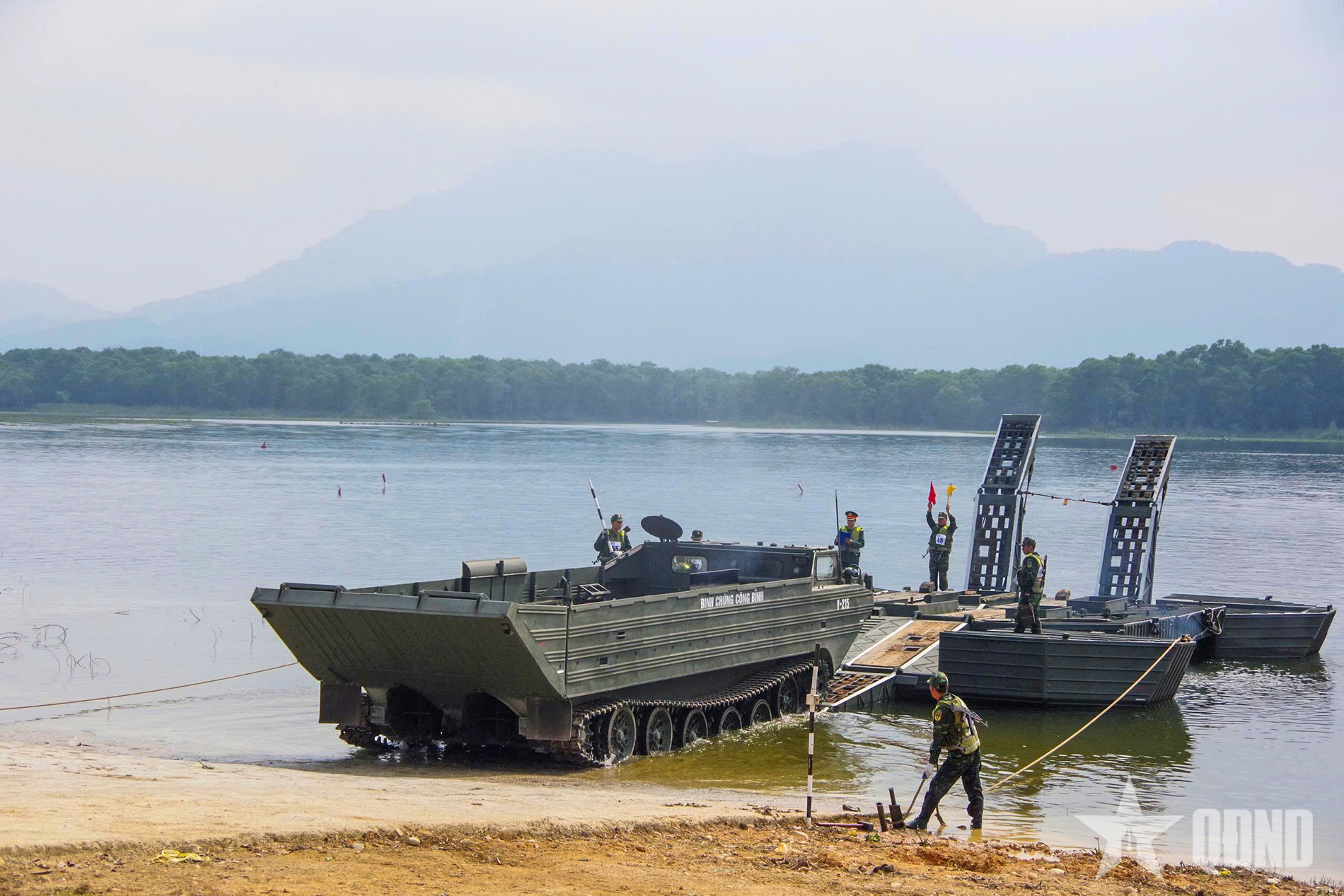 Lữ đoàn Công binh 25 (Quân khu 9): Đúc kết kinh nghiệm hội thao, nâng cao chất lượng huấn luyện